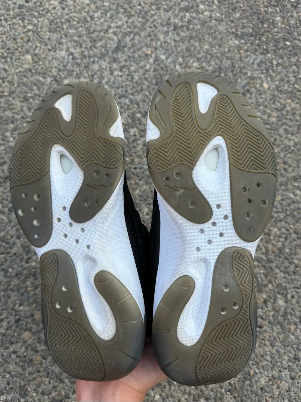 Jordan Men's Low-Top Black and White Sneakers
